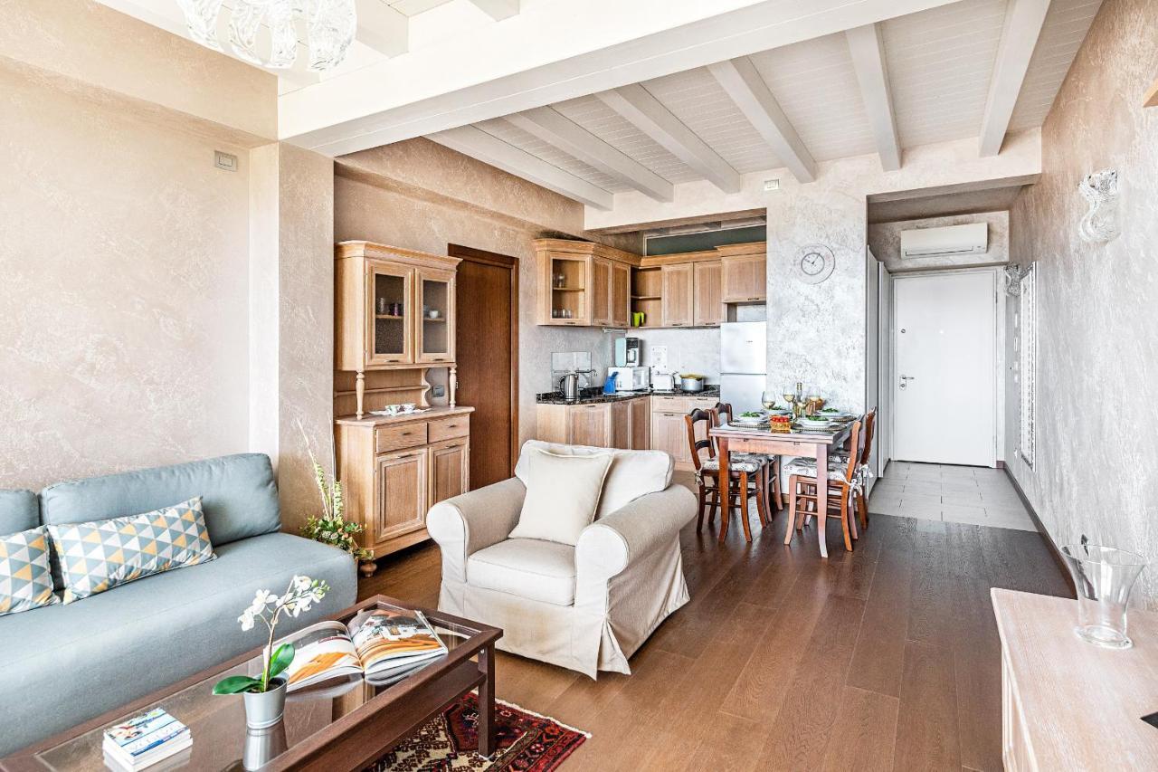 Warda C11 Apartment By Wonderful Italy Desenzano del Garda Exterior photo